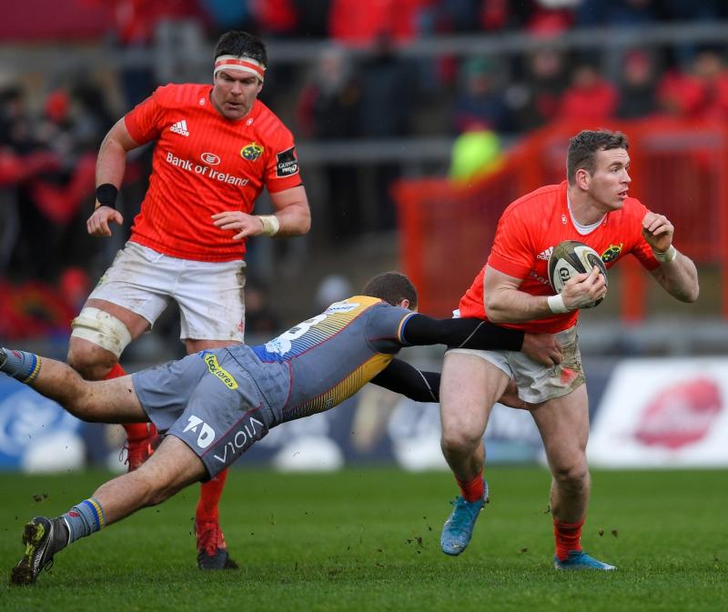 Munster score vital bonus point win over 14-man Scarlets in Pro14