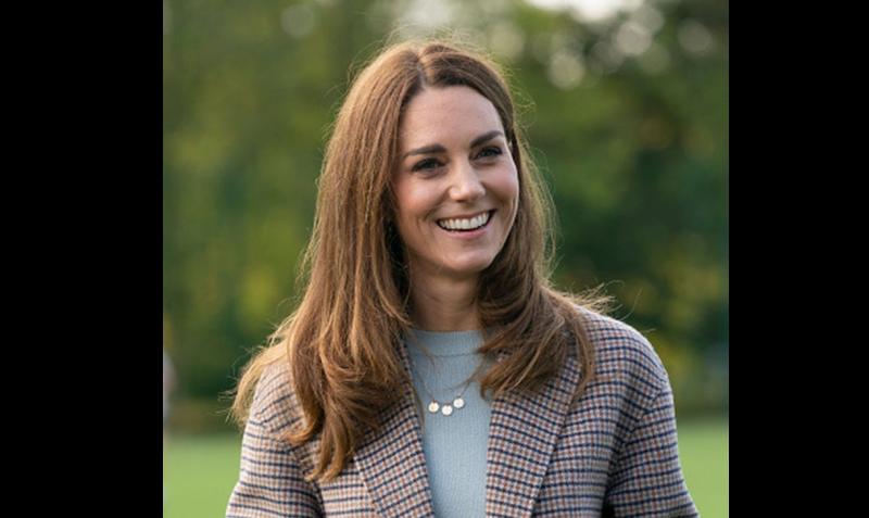 Over 4,500 on waiting list for necklace by Limerick designer who has the royal stamp of approval from Kate Middleton