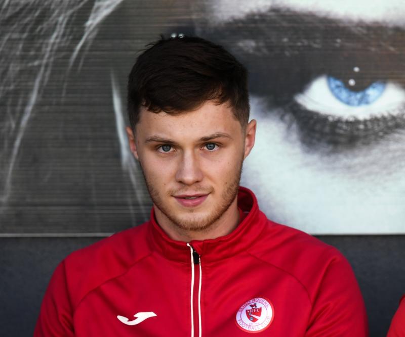 Limerick midfielder signs for Irish Premiership side 