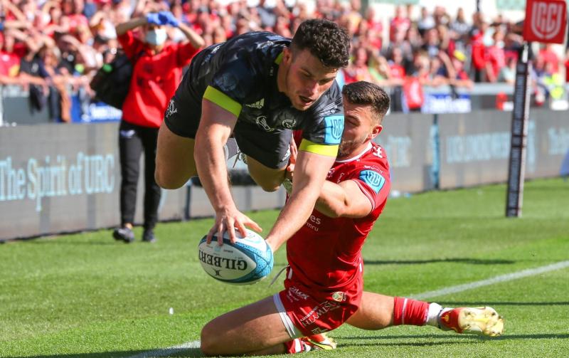 Munster Rugby leave Scarlets red-faced in scoring runaway bonus point win in Wales