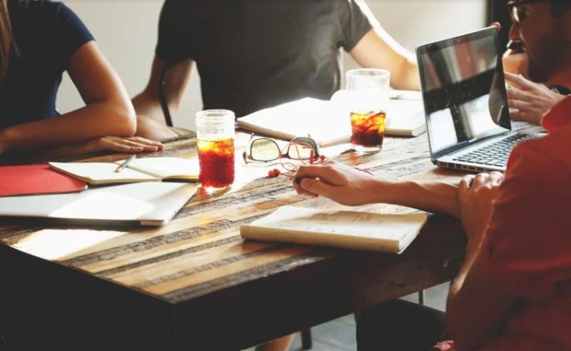 Most people in Ireland believe the Irish have strong leadership skills, finds research