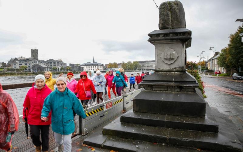 3 For 3 raises over €30,000 for symptomatic breast unit in University Hospital Limerick