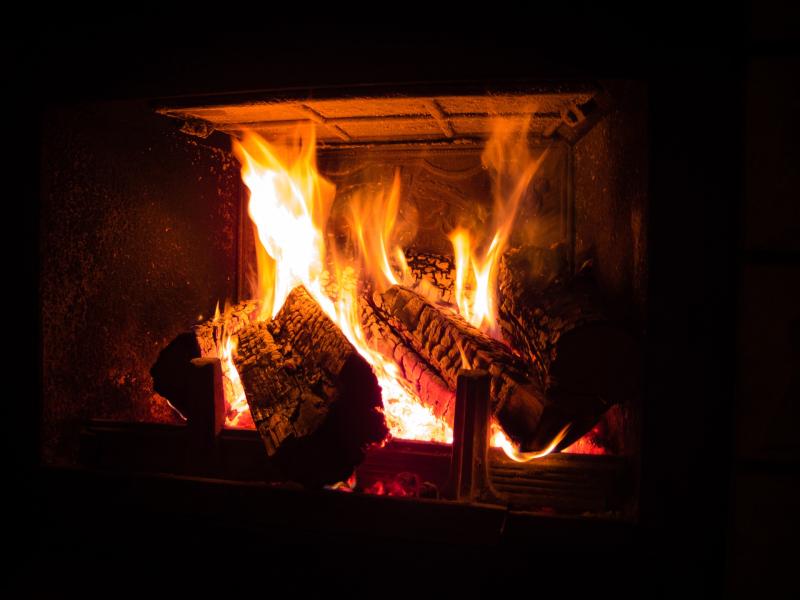 Expert: Ireland must break bond with 'cosy fire' to protect environment