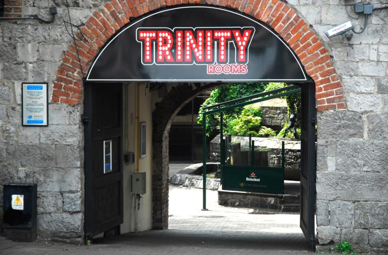 End of an era for Limerick nightclubs as building bulldozed