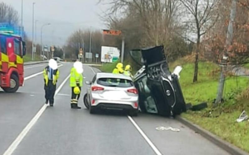 Emergency services attend crash on Limerick road 