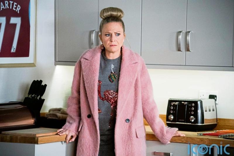 Fan favourite to make Christmas return to Eastenders