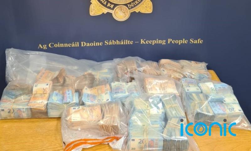 Man in his 30s arrested after Gardai seize almost €500,000 in cash at port