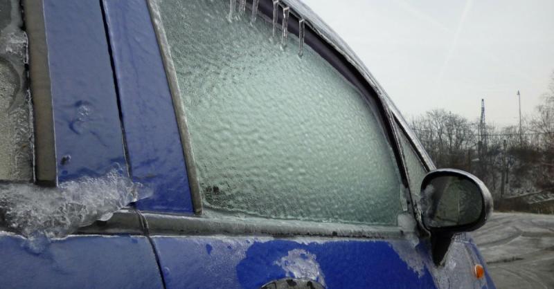 Defrosting car