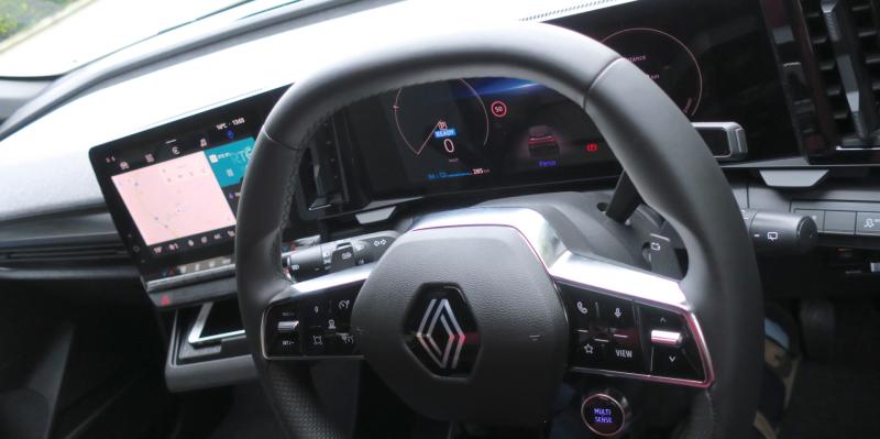 MOTORING REVIEW: First drive around Limerick in the new Renault Megane E-Tech