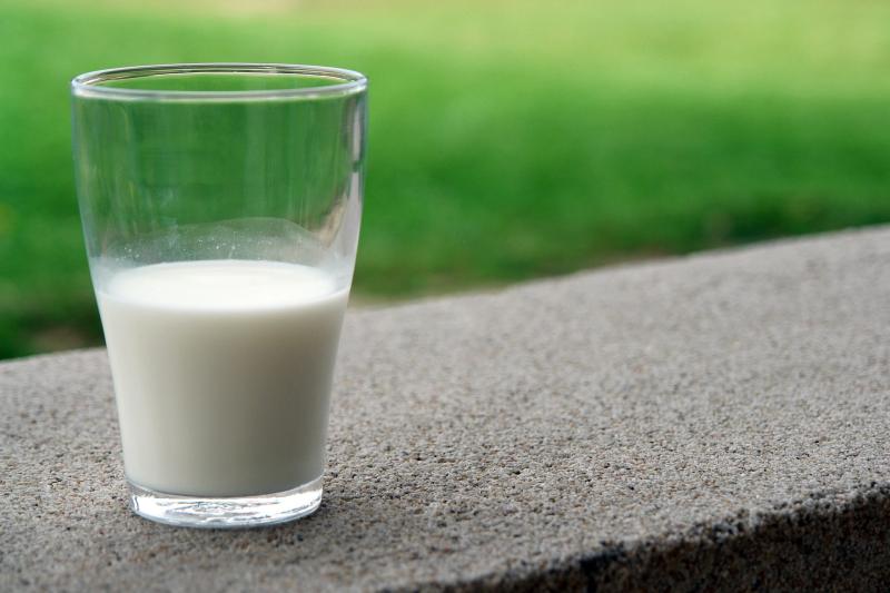 Limerick farmer to meet over fixed milk-price contracts