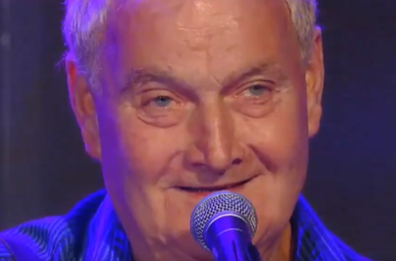 Fans and public figures pay tribute to late trad singer Séamus Begley 