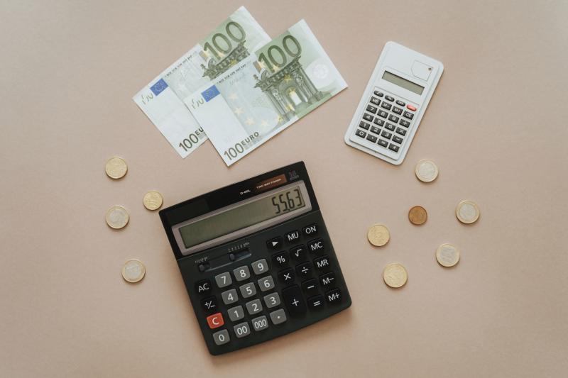Governor of Irish Central Bank backs further interest rate hikes to tackle inflation