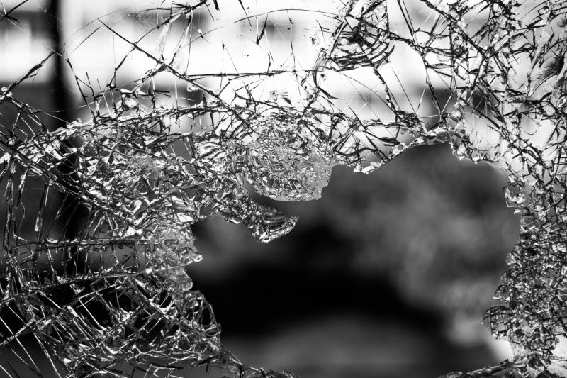 Rock thrown through window causes significant damage to Limerick apartment 