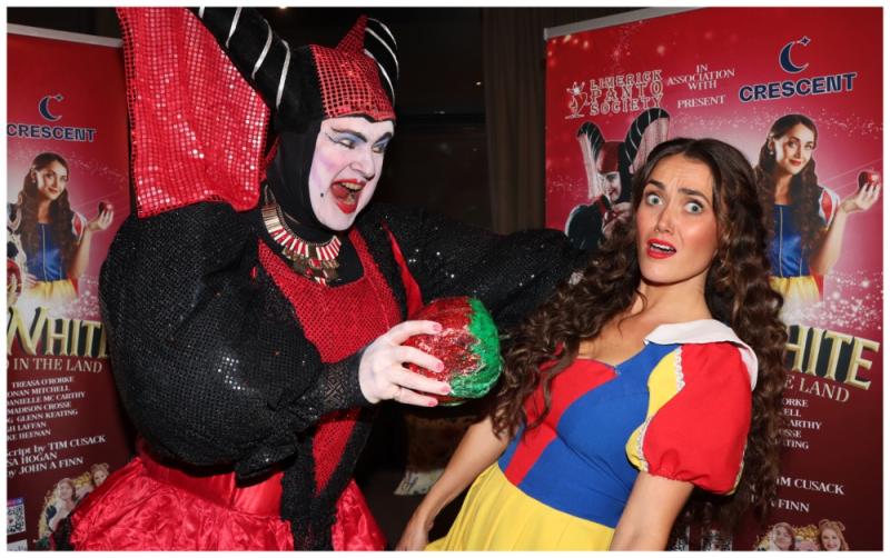 Limerick Panto Society’s Snow White at the Millennium Theatre TUS 