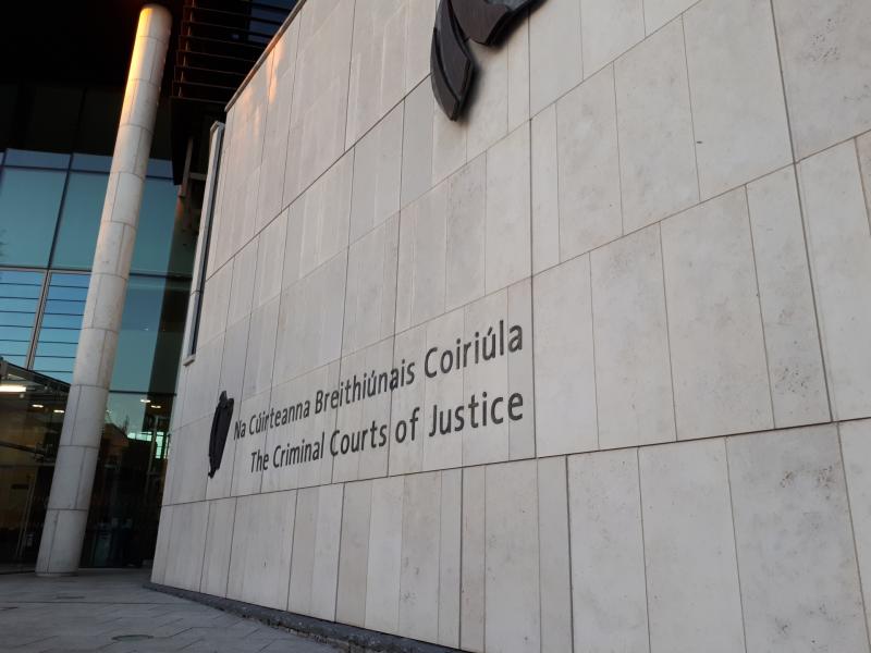 Deliberations suspended in murder trial after juror becomes ill