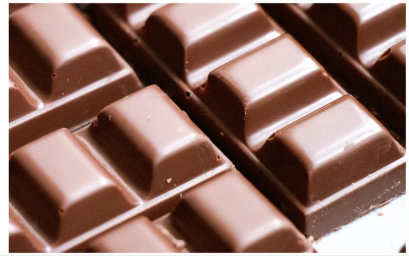 Nestle to discontinue two popular chocolate bars 