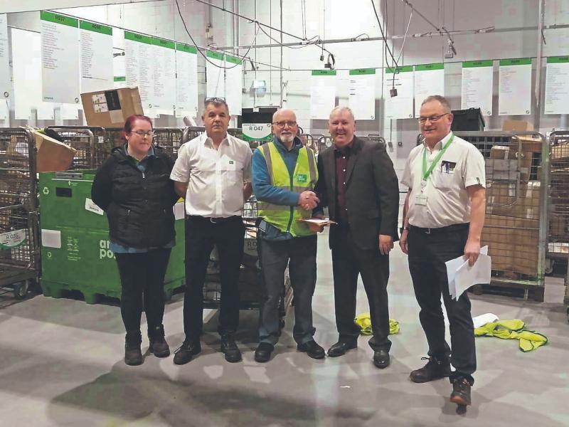 Limerick postman heralded for his heroic life-saving action