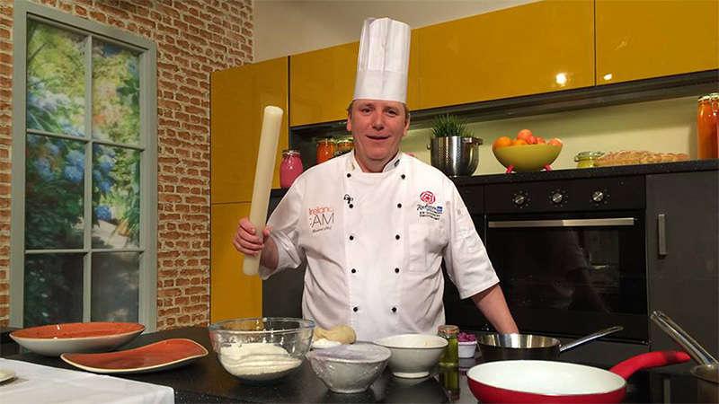 Popular TV chef and radio personality Joe Shannon has passed away