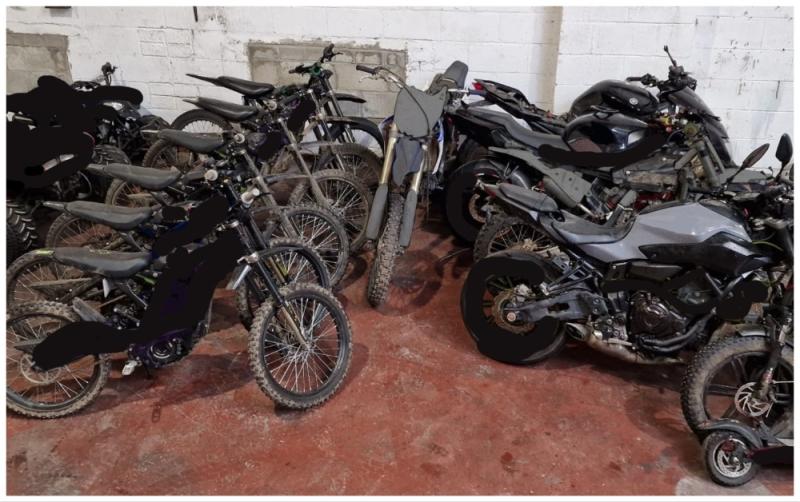 Man, 20s, arrested as thousands worth of drugs, cash and 20 vehicles seized by Gardaí