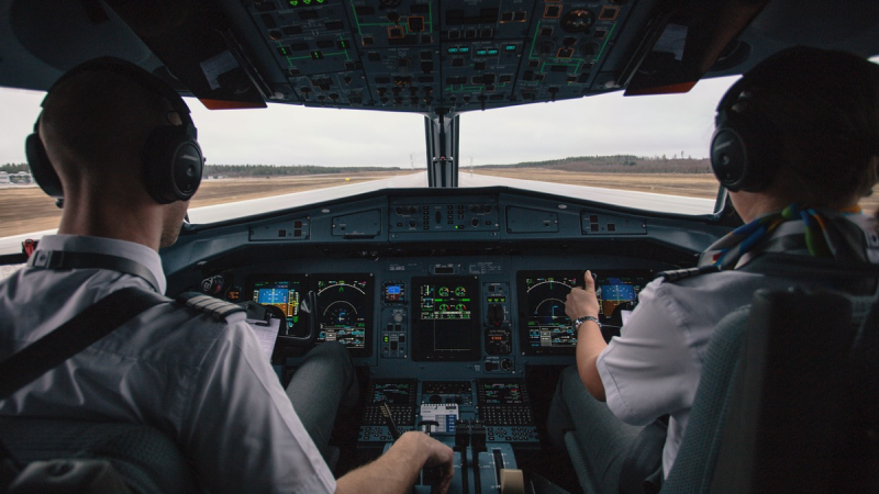 Aspiring pilots with no experience encouraged to apply for new Ryanair training course