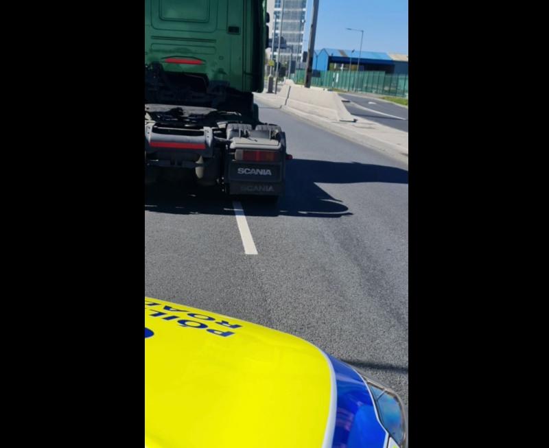 Lorry driver with no haulage license or vehicle tax caught by gardaí