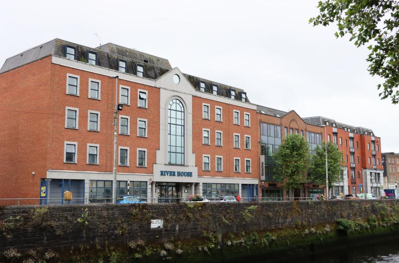 Hundreds of refugees may be housed in Limerick office complex