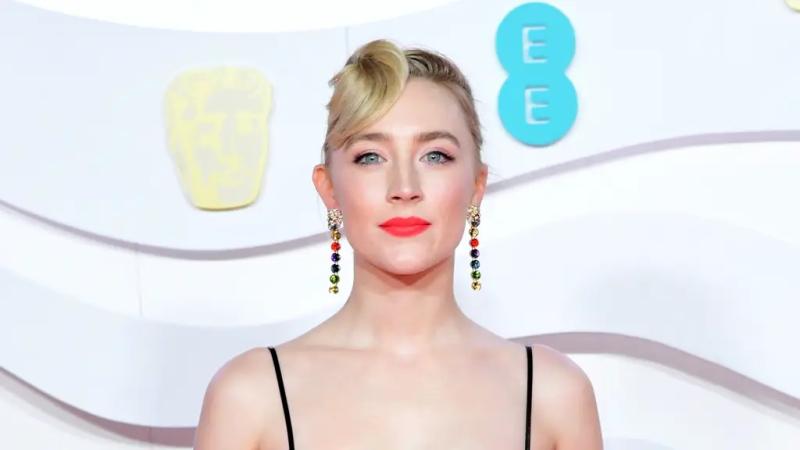 Saoirse Ronan explains 'it's expected' Irish men would have alcohol issues 