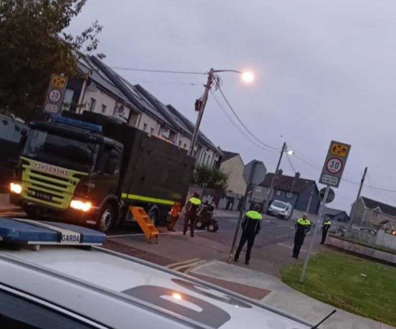 BREAKING: Defence Forces and gardaí remove suspected bomb in Limerick city estate