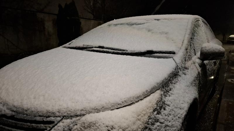 LIVE: Heavy snowfall reported as Met Éireann  weather warnings remain in place for Limerick