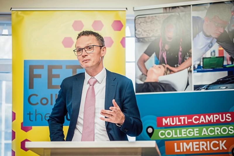 Leader secures funding to strengthen local journalism 