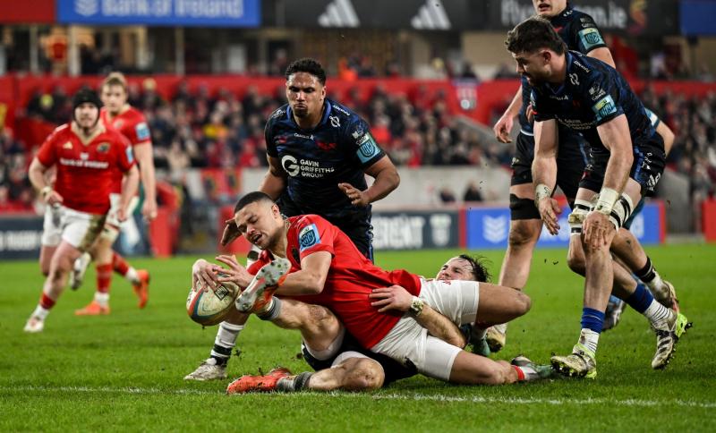 Munster Rugby score hard-earned bonus point win over Scarlets in URC