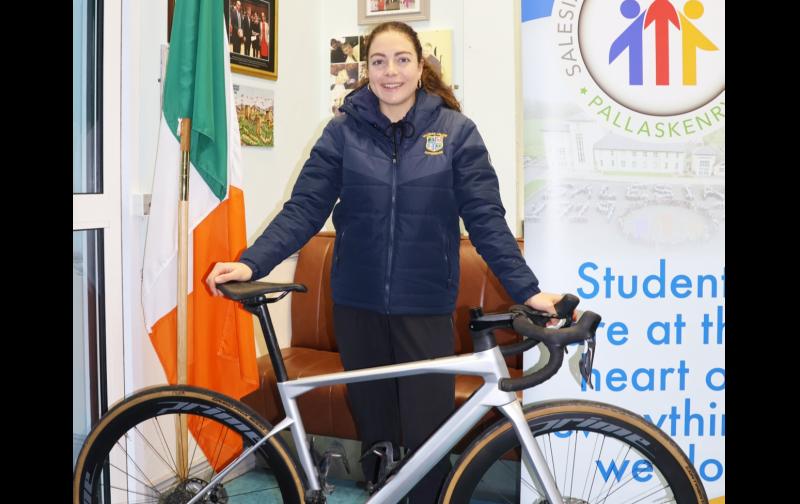 Local cycling star returns to launch charity cycle