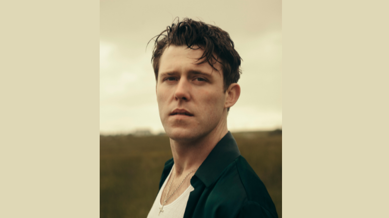 Singer and song-writer trades his A-list co-stars for the Limerick stage