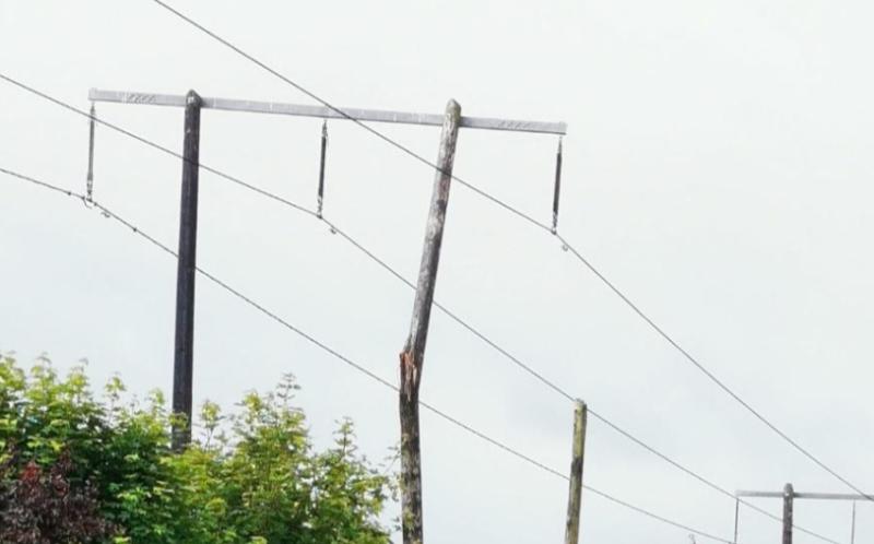 Limerick motorist hospitalised after breaking  ESB pole in single vehicle collision