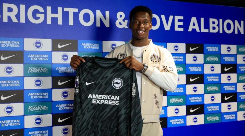 Exciting Limerick goalkeeper joins English Premier League club