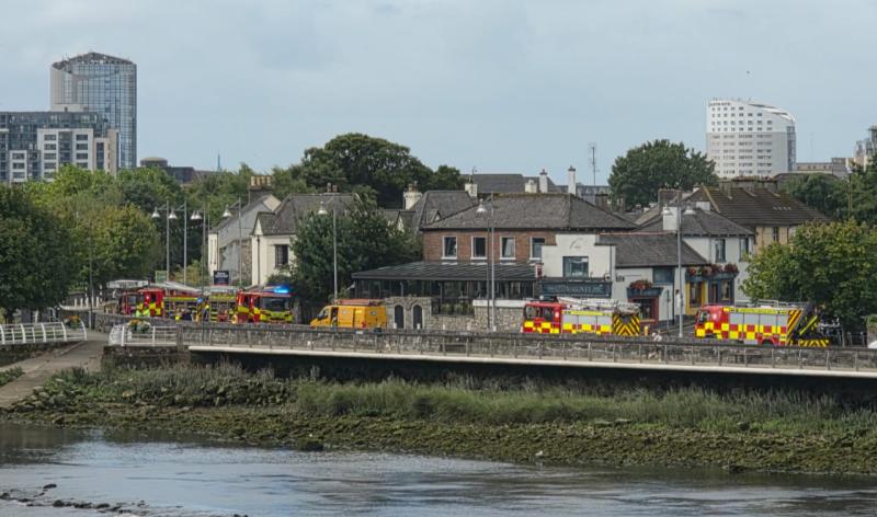 BREAKING: Limerick firefighters attend blaze in home on banks of river Shannon