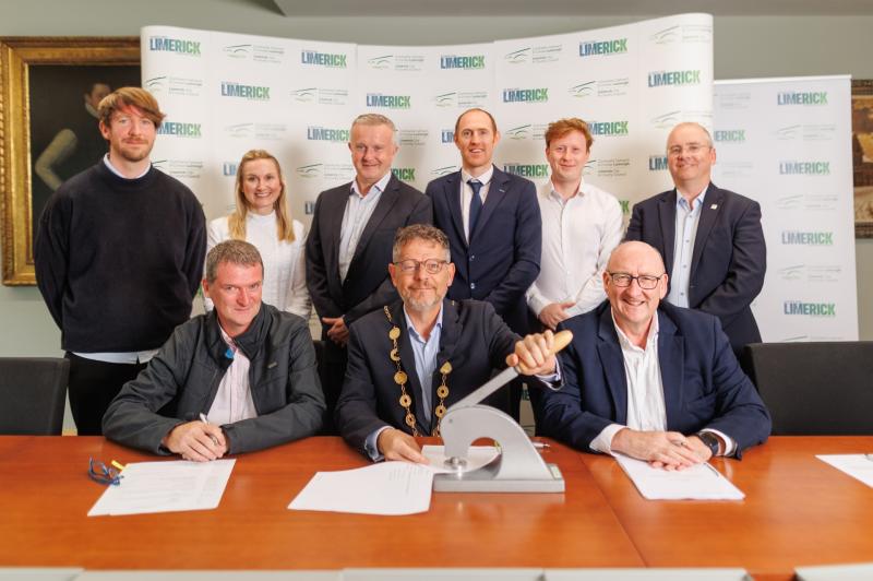 Contracts signed for new social housing units in Limerick county