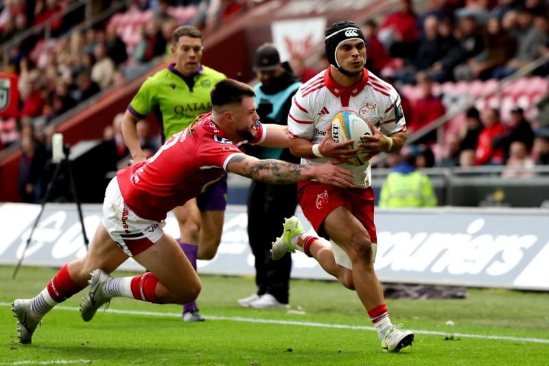 Munster Rugby open URC campaign with exciting bonus point win away to Scarlets