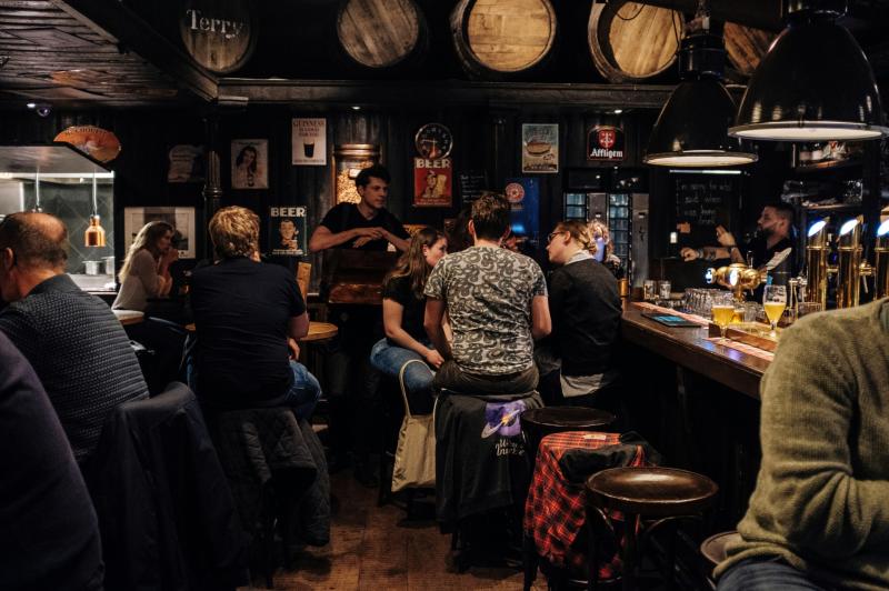 'Once you're not over doing it' - Should kids be brought to the pub with their parents?