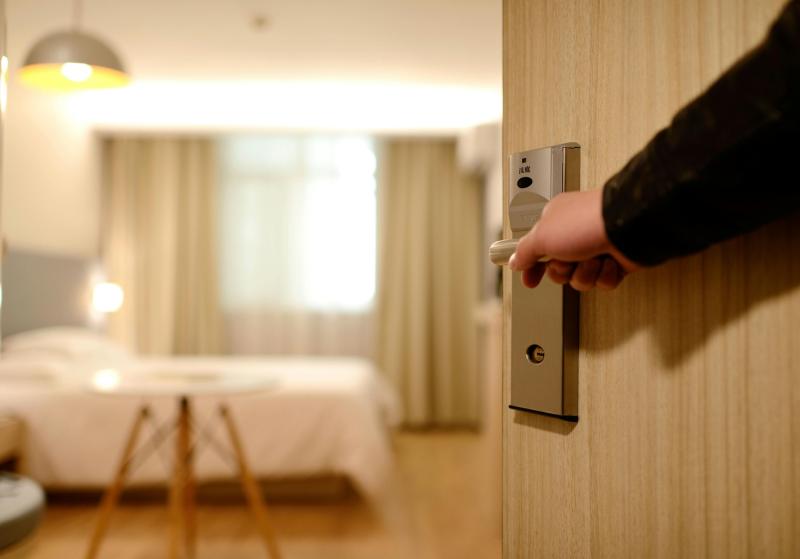 €2,000 and free Christening parties on offer from hotel if you conceive while staying there