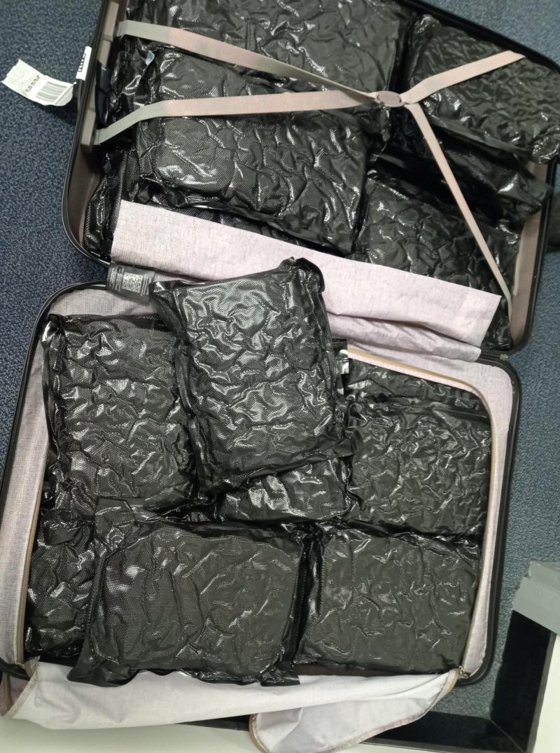 Man, 20s,  charged over €600k drugs seizure at Shannon Airport to appear in court