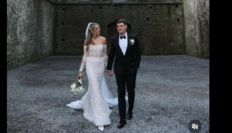 "Just married": Limerick's Louise Cooney and GAA star enjoy 'dream' wedding with son as pageboy
