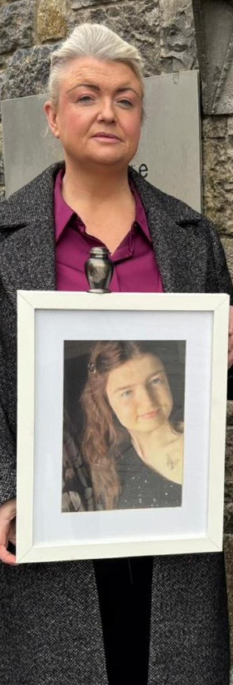 Carolyn O'Neill, mother of Niamh McNally