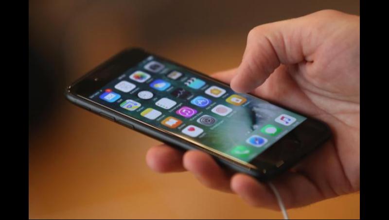 &lsquo;Never click the link&rsquo;: Limerick garda&iacute; renew advice following phone scam