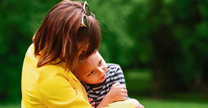 Positive Parenting:  Supporting your child who is  experiencing grief
