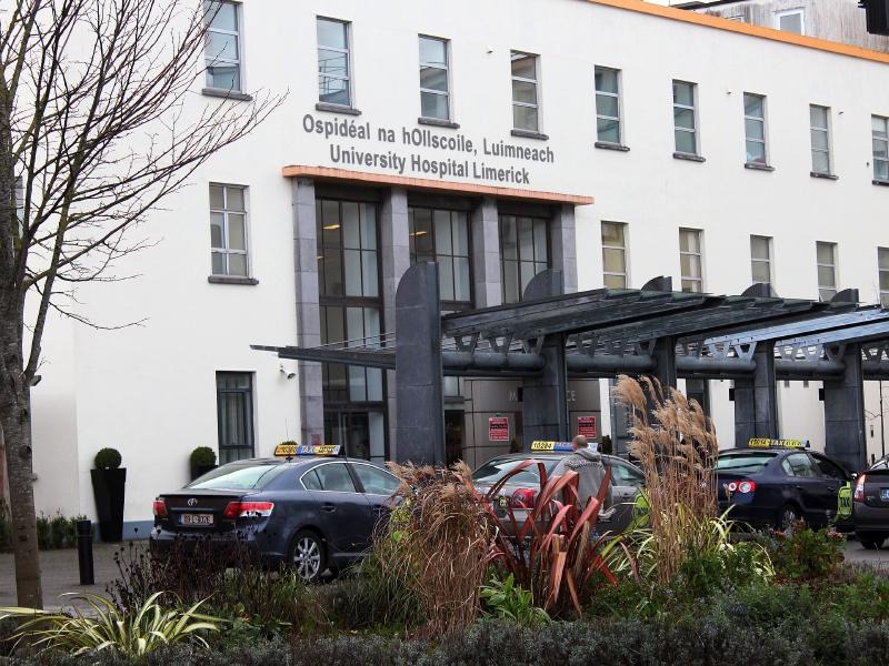 Patient takes to national airwaves over 'unbearable' heat  at Limerick hospital
