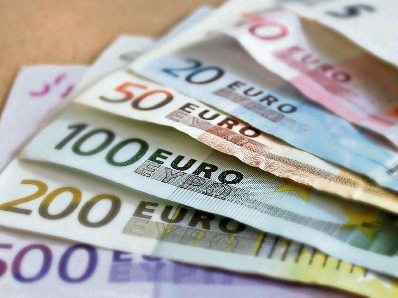 The man man was ‘duped’ out of €10,000 by a fraudster who claimed he was representing his broadband provider
