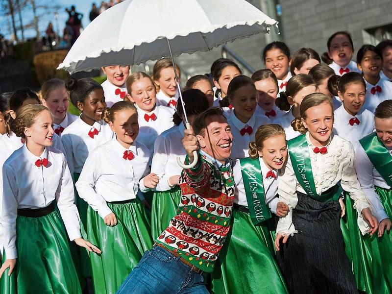 Ryan Tubridy with Scoil Mhuire Ballincollig Choir at RT&Eacute;&rsquo;s The Late Late Toy Show Audition Tour at the Strand Hotel Picture: True Media