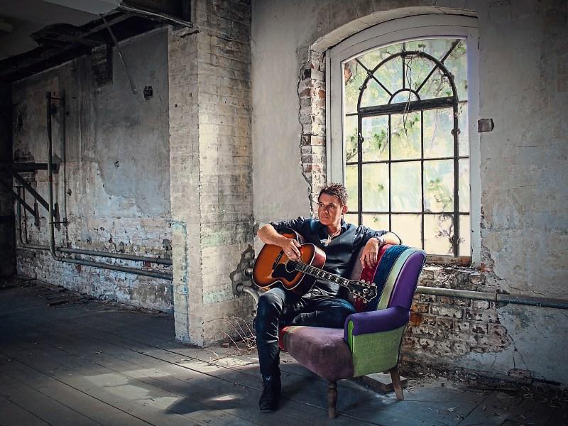 Chart success for Limerick's Don Mescall with new album Lighthouse Keeper