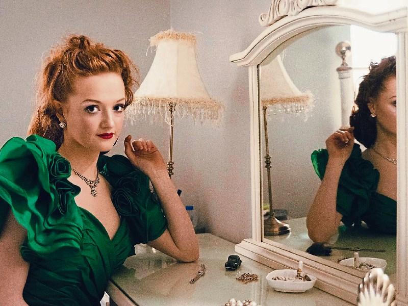 Elaine O’Dwyer portrays Maureen O’Hara in the one woman stage show